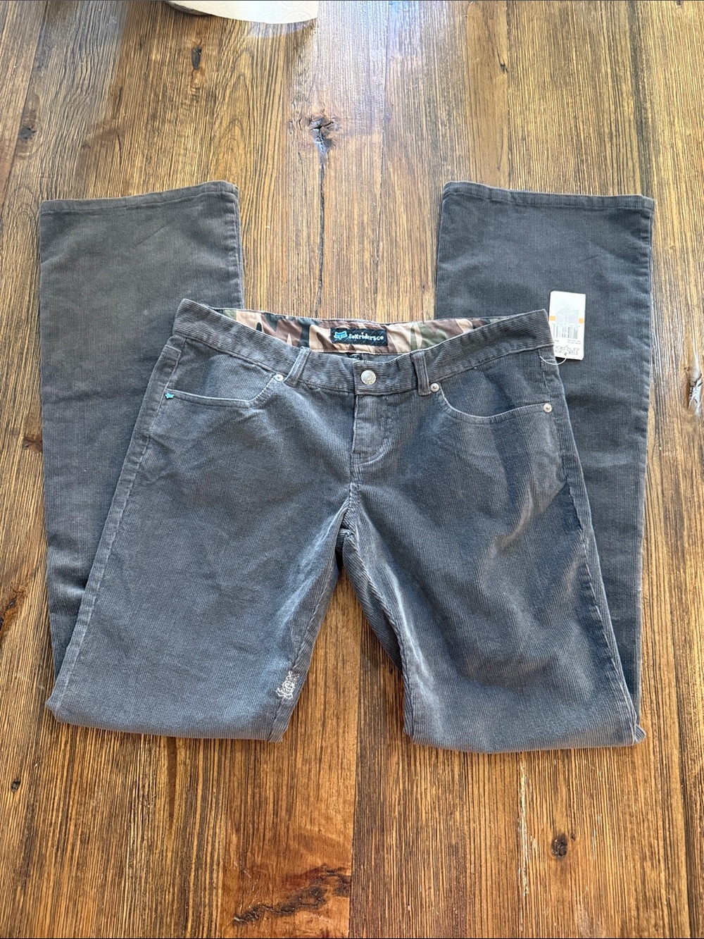 Fox Women’s Corduroy Pants in Charcoal